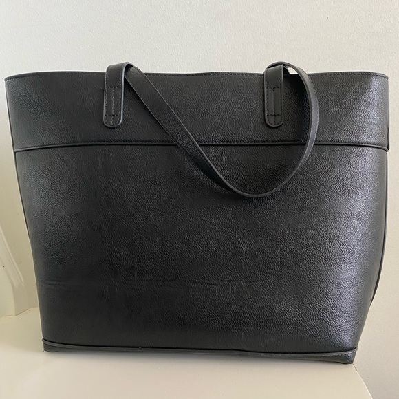 Viv & Lou Tote Purse - Picture 5 of 11